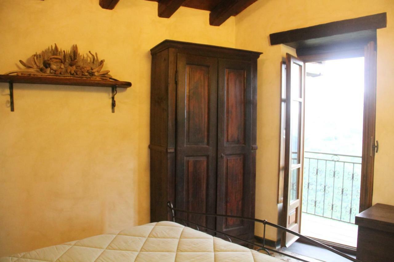 Bed & Breakfast Triora Medievale エクステリア 写真
